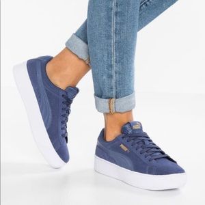 PUMA Women's Vikky Platform Sneaker